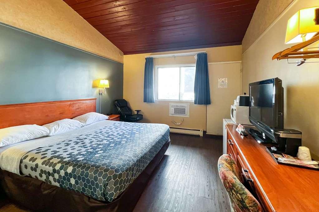 Econo Lodge Motel Village YYC Rom bilde