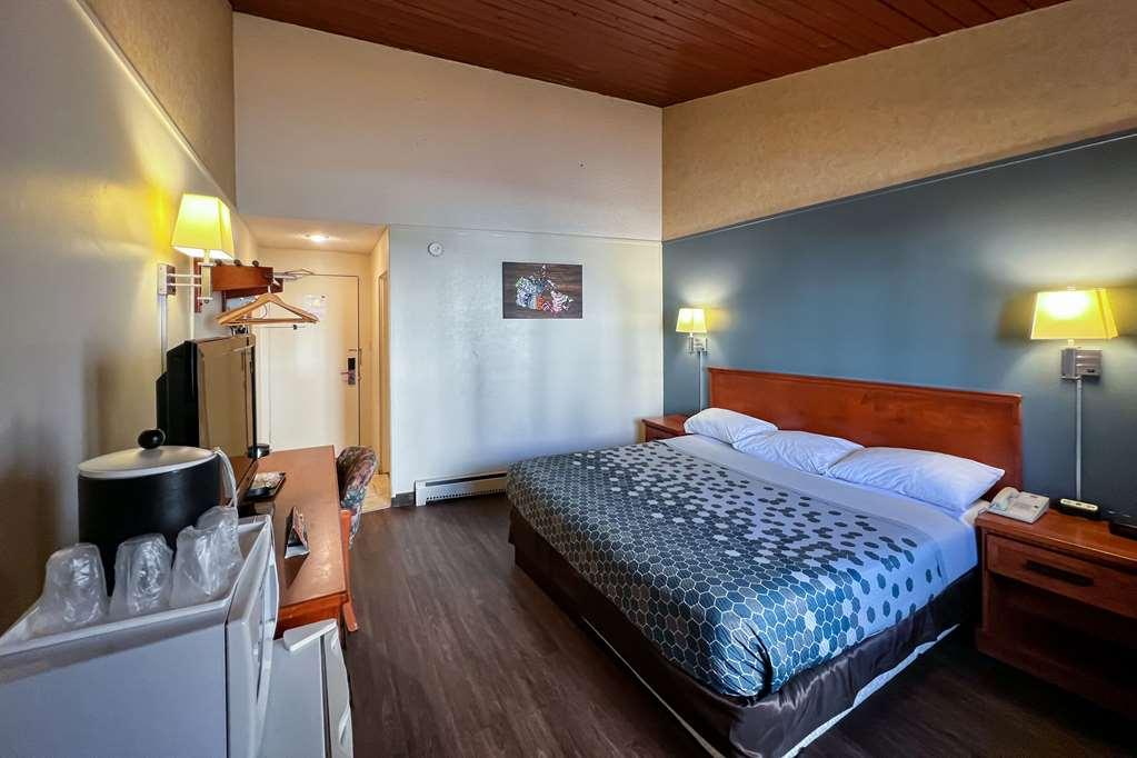 Econo Lodge Motel Village YYC Rom bilde