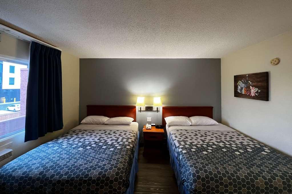 Econo Lodge Motel Village YYC Rom bilde